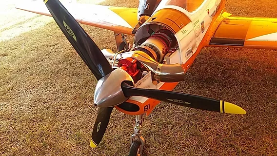 A-29 SUPER TUCANO, Aeromodelo fabricado no Brasil pela JUNIAER